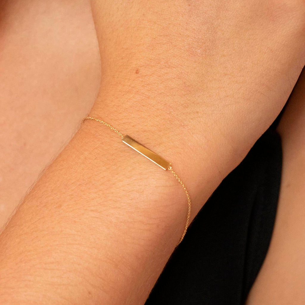 9K Yellow Gold 3mm x 20mm Horizontal-Bar Adjustable Bracelet 18cm-19cm