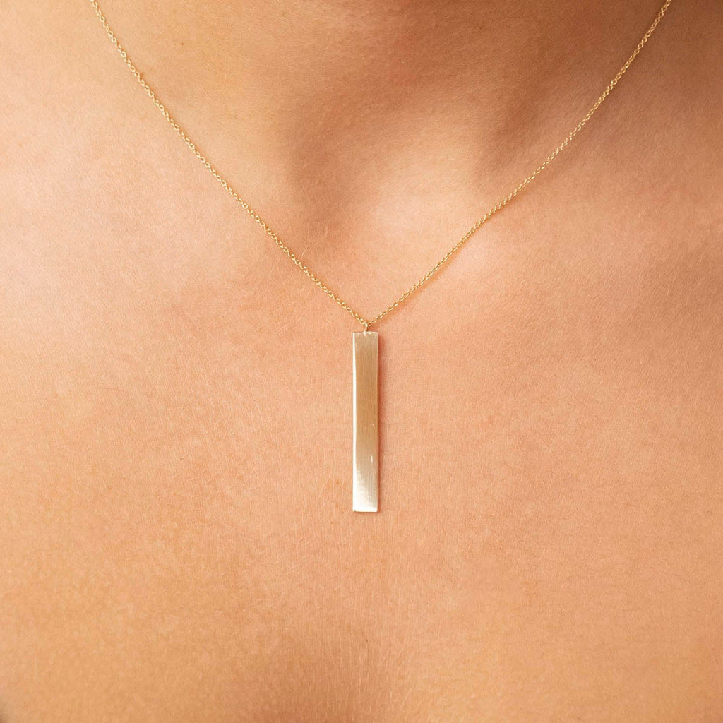 9K Yellow Gold 4.9mm x 39.7mm Vertical Bar Adjustable Necklace 41cm-43cm