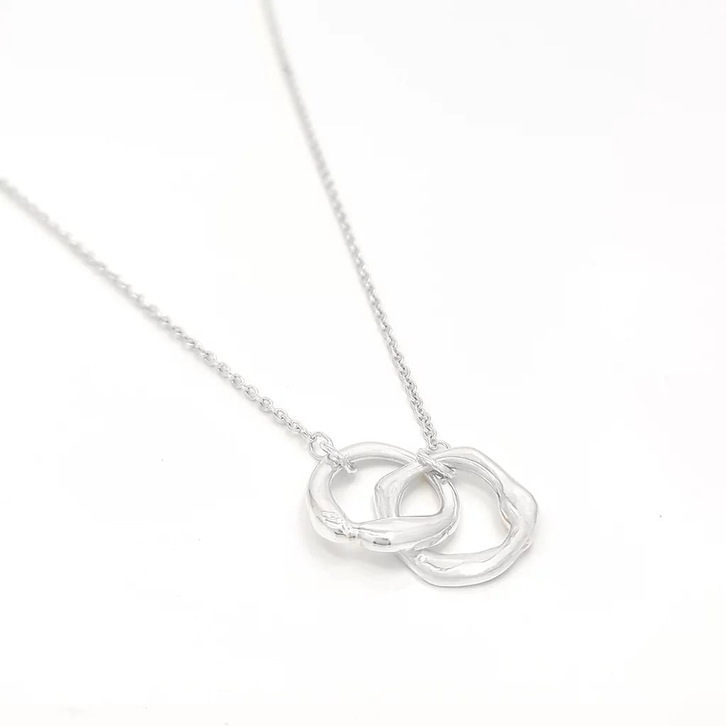 Intertwined Circle Necklace - Regarde Jewellers